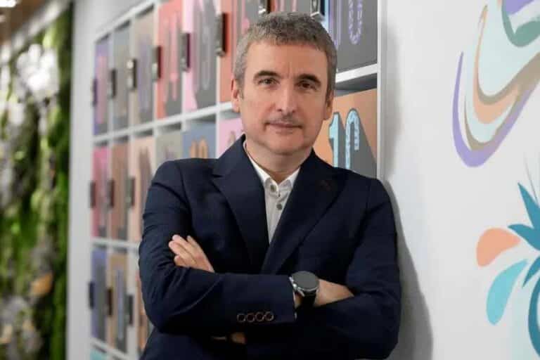 İş Bankası claims digital crown at Euromoney summit