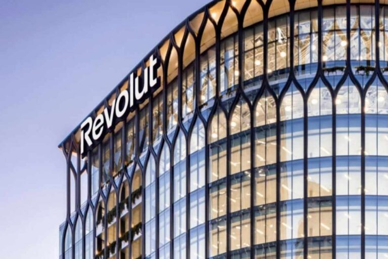 Revolut plans dual listing in New York and London