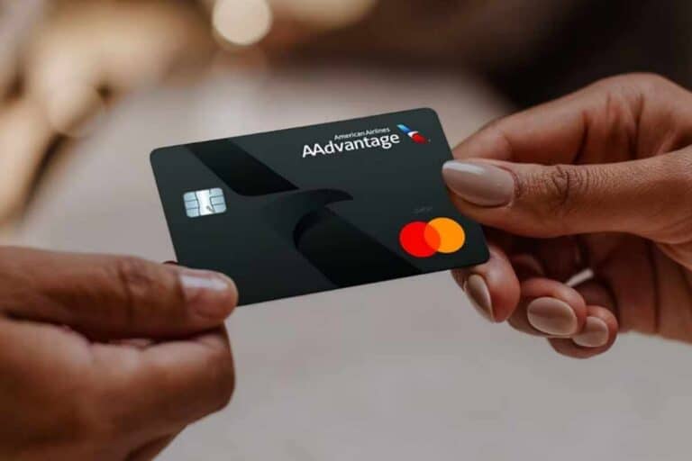 American Airlines launches AAdvantage debit cards in the UK
